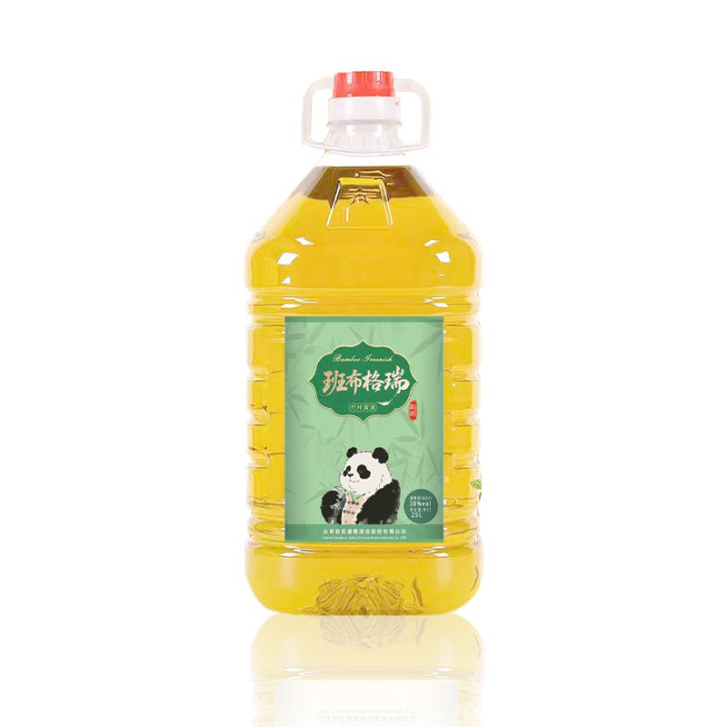 minuman keras bambu-kehijauan