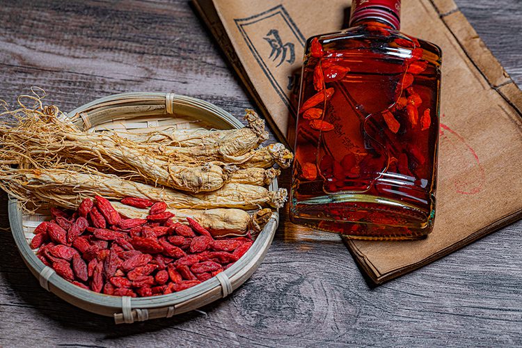 making-herbal-liquor